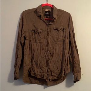 American Eagle Button Down Long Sleeve